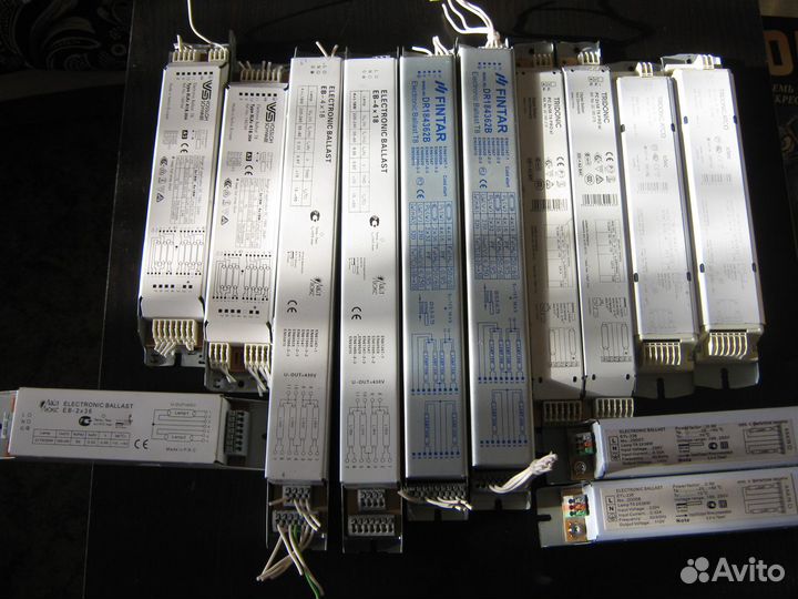 Электронный балласт для ламп дневного света