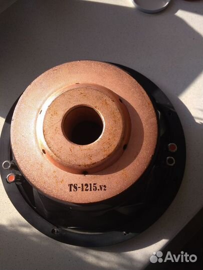 Сабвуферный динамик momo 1215 v2