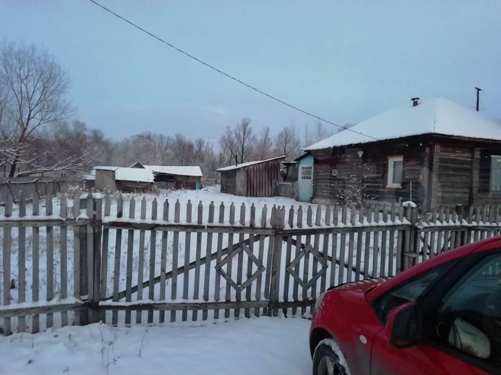 Дом 40 м² на участке 20 сот.