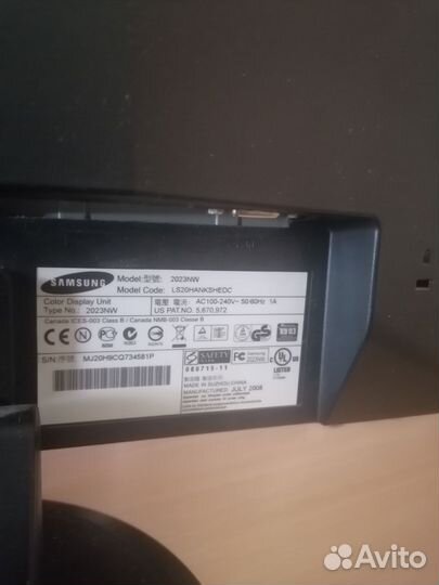 Монитор Samsung