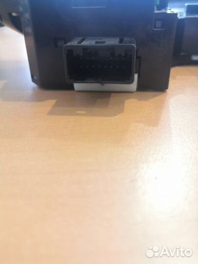 Блок подрулевых переключателей Nissan Teana