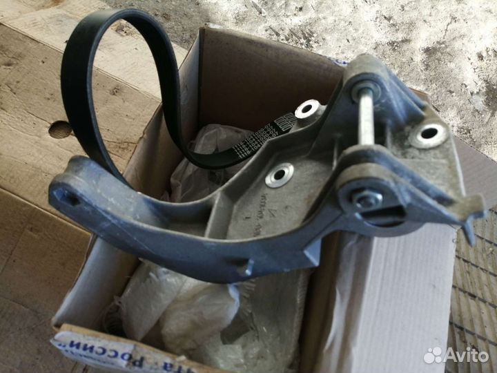 Кронштейн генератора ваз гранта 2190