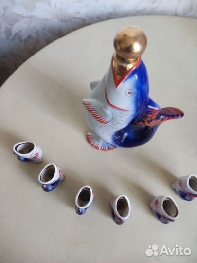 Фарфоровый коньячный набор