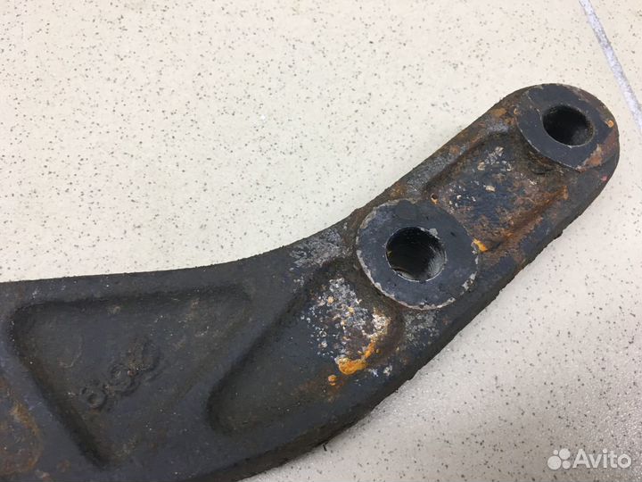 Кронштейн АКПП правый Vitara/Sidekick 1989-1999