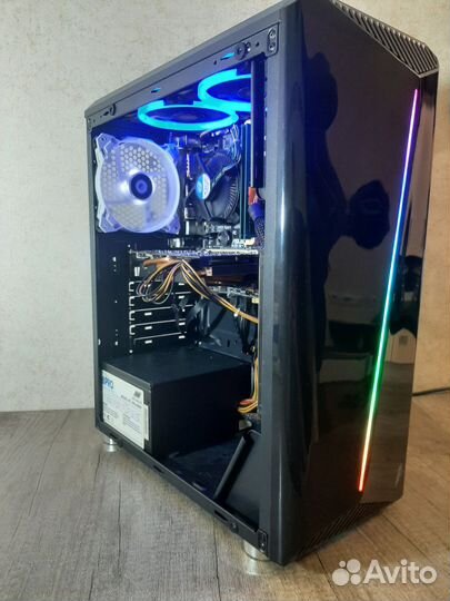 Компьютер Игpoвой