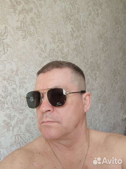 Солнцезащитные очки мужские