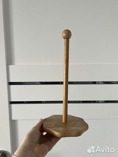 Держатель для бумажных полотенец