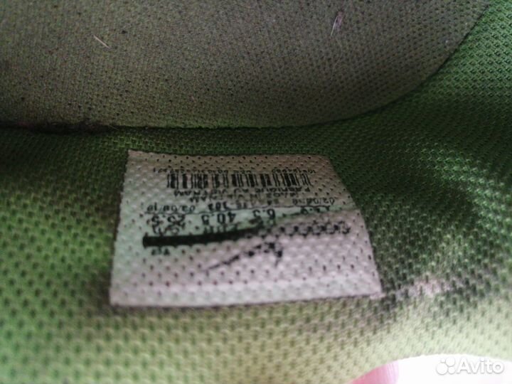 Продам бутсы футбольные б/у размеры 39 и 40,5