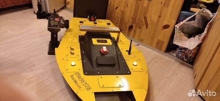 Карповый кораблик