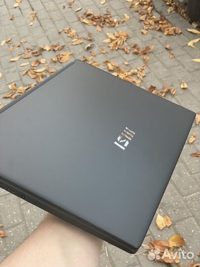 Ноутбук msi