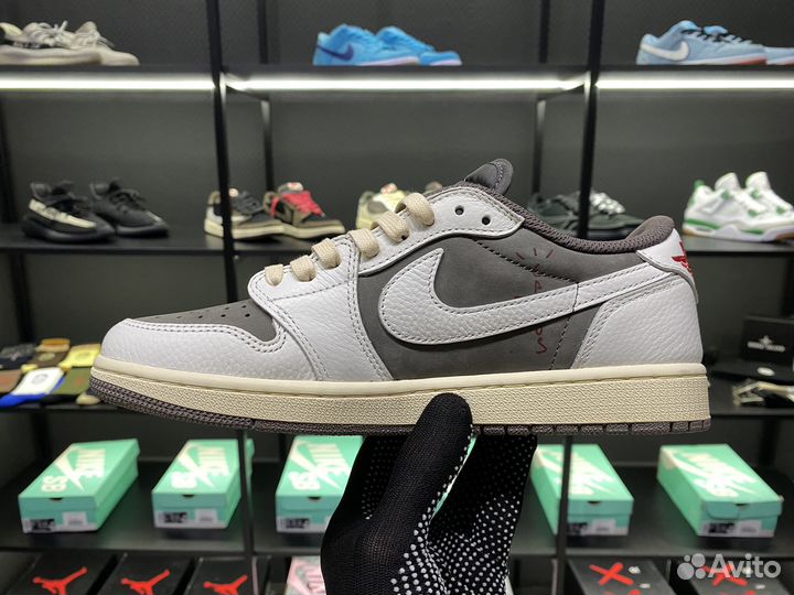 Кроссовки Nike Air Jordan 1 Low x Travis Scott 