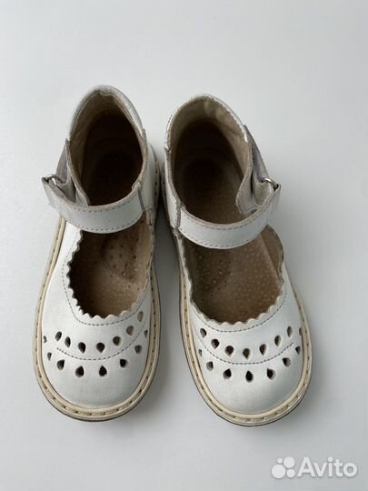Туфли на девочку 23 неман