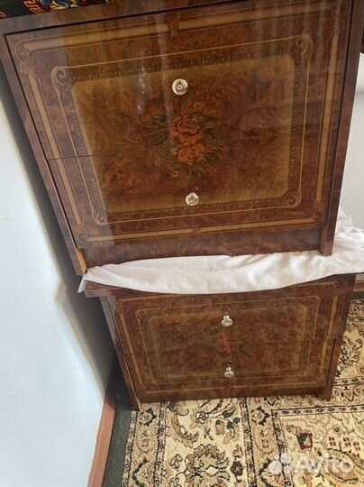 Две тумбочки хорошем состоянии