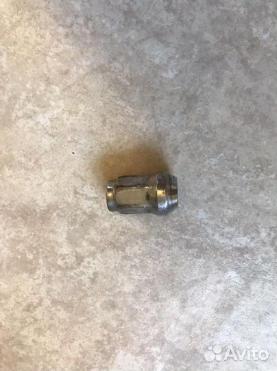 Болты колесные с Сурфа