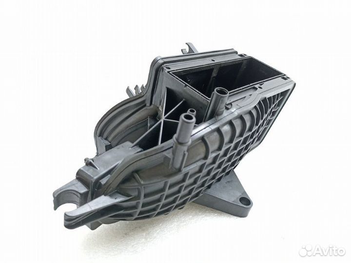 Коллектор впускной Volkswagen Passat B6 1.4 CAX