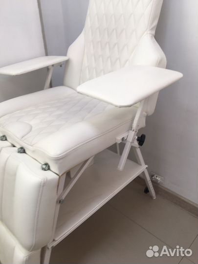 Продам педикюрное кресло