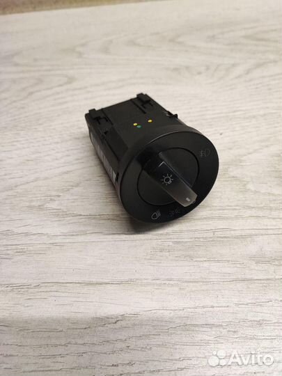 Переключатель света Volkswagen Touran1