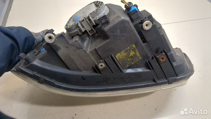 Фара (передняя) Volkswagen Transporter 5, 2007