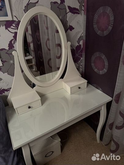 Туалетный столик