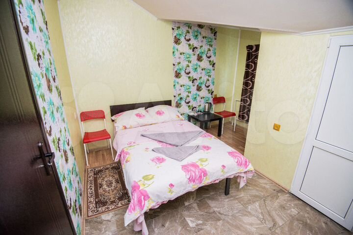 Комната 15 м² в > 9-к., 2/4 эт.