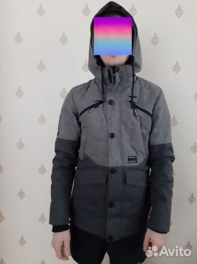 Зимняя куртка S