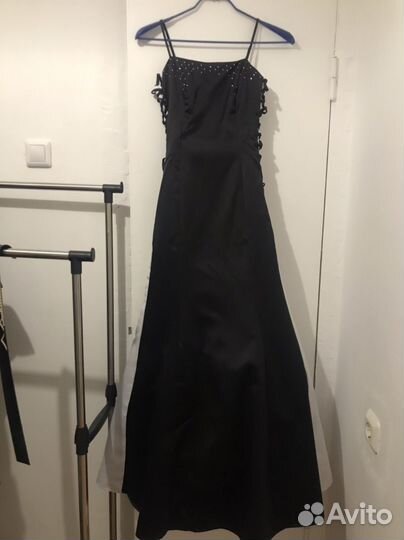 Вечернее платье в пол