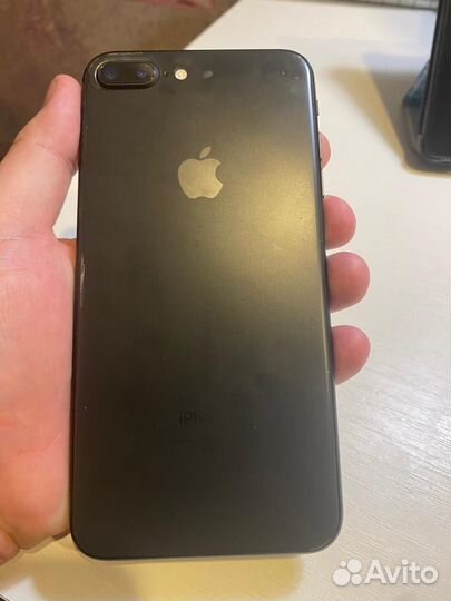 iPhone 8 Plus, 64 ГБ