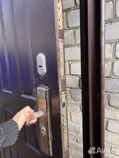 Дверь входная железная бу