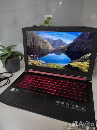 Игровой ноутбук Asus