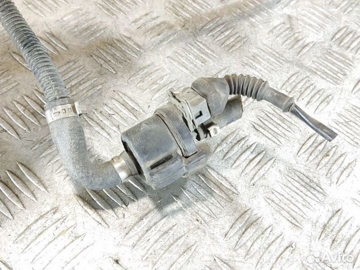 Клапан вентиляции топливного бака Audi A6 c5 C5