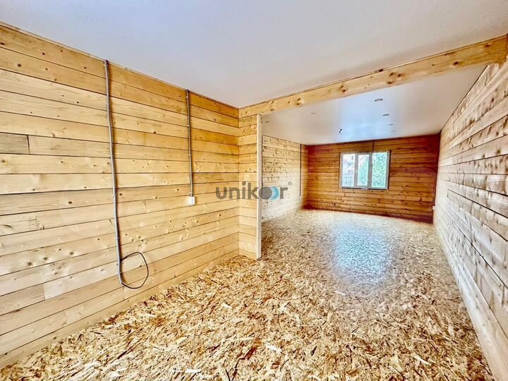 Дом 100 м² на участке 10 сот.