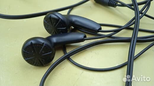 6897 Проводные наушники