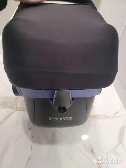 Автолюлька maxi cosi pebble с адаптерами