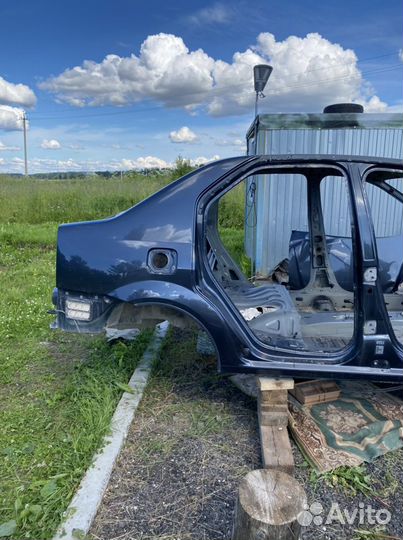 Крыло заднее правое Renault Logan 1
