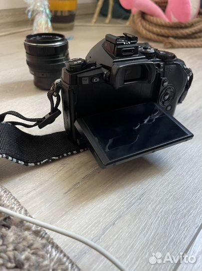 Зеркальный фотоаппарат olympus OM-D E-M1 + Объек