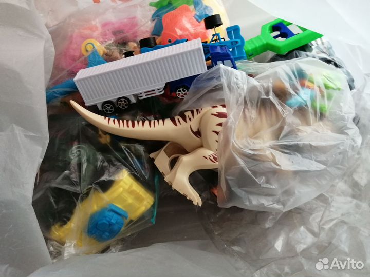 Игрушки пакетом