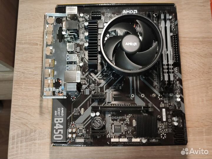 Комплект Ryzen 7 2700 + B450M S2H + HyperX 16G RGB