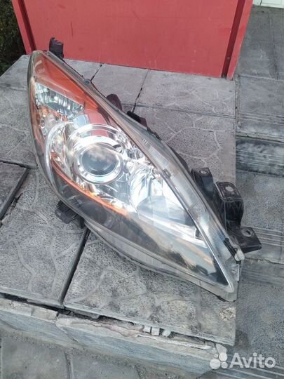 Передняя правая фара Мазда 3 BL рестайл 2011-2013
