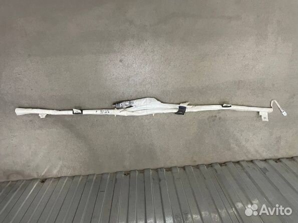 Правая шторка на Тойота рав-4 ха50 (2018-2024)