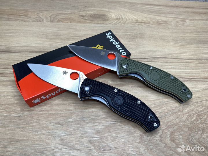 Ножик складной Spyderco