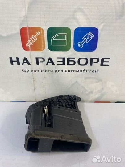 Дефлектор на торпедо левый Kia Ceed ED G4FA 2011