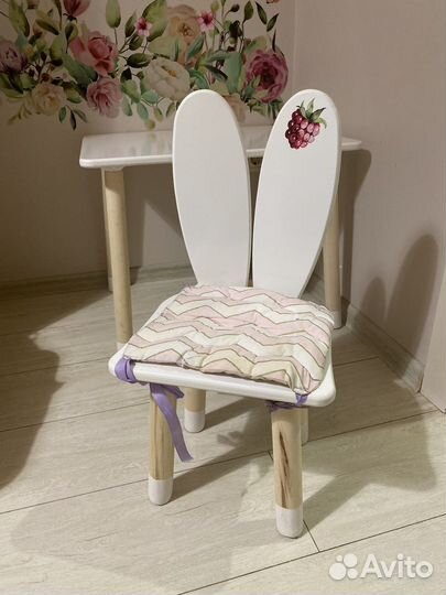 Детский стол и стул