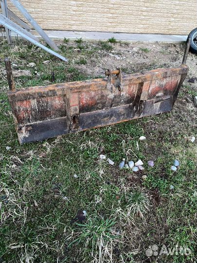 Отвал на мтз 82