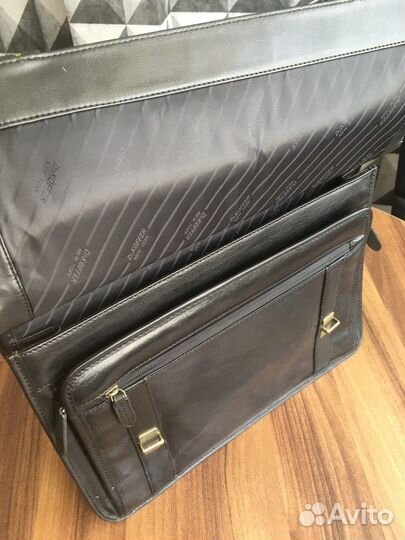 Мужской кожаный портфель