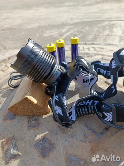 Налобный фонарь самый мощный 3000 метров 60 ват
