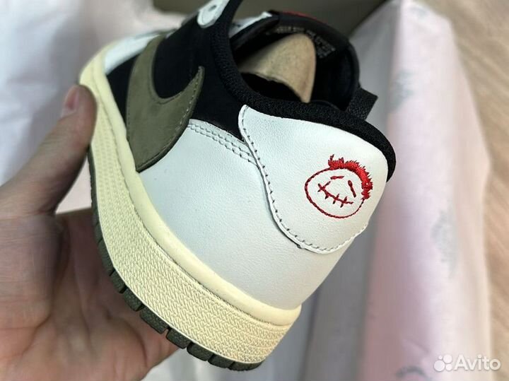 Кроссовки Nike Air Jordan 1 Low Travis Scott