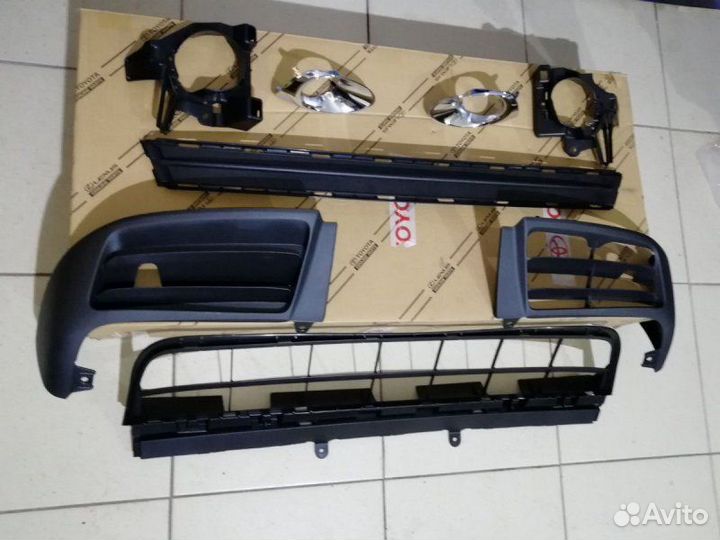 Решетки бампера Lexus Rx