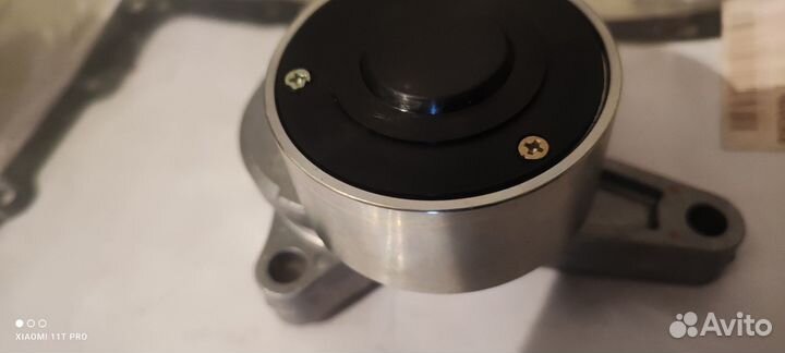 Натяжной ролик JCB