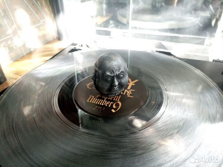 Прижим для виниловых пластинок