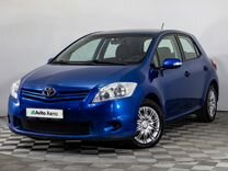 Toyota Auris 1.6 AT, 2011, 150 000 км, с пробегом, цена 949 000 руб.